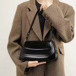 Trendy women's crossbody bag, genuine leather, high-end style, fashionable and versatile, single shoulder bag, underarm saddle bag